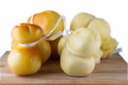 PROVOLA E SCAMORZA